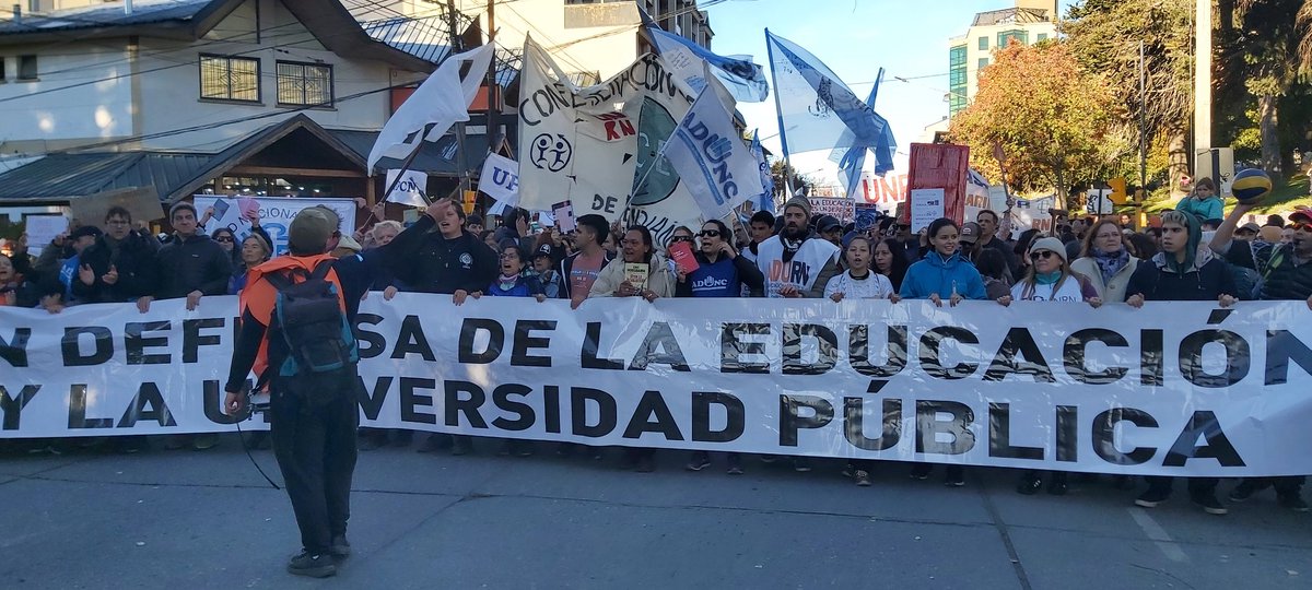 En Bariloche también ser marchó....