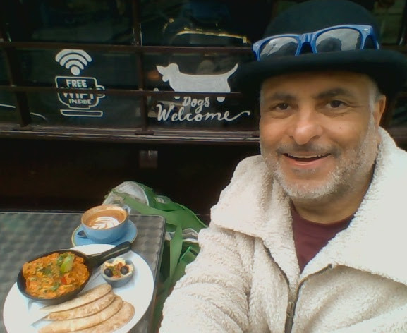 My 217th #PaulAtherton's #ALondonersLife2 - Londoners know that Breakfast is most important meal of the day. Had a delicious & spicy #Shakshuka from #VictoriaHouseCoffee in #Bloomsbury on Saturday before a visit to the @britishmuseum minutes walk away. #LetsGuide #UniquelyLondon
