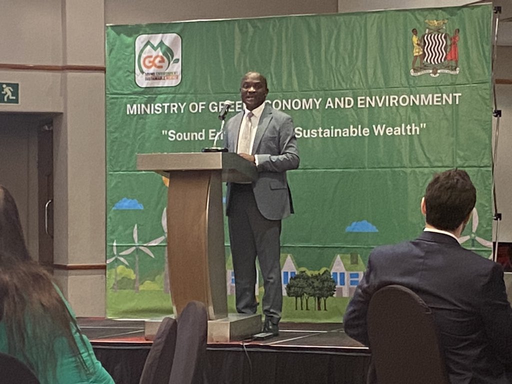 #Zambia <a href="/shimwepya/">EPHRAIM SHITIMA</a> Director Ephraim Shitima presenting on the green growth strategy. The strategy will strengthen resilience through social protection, access to basic services, education, training and innovations for green jobs. <a href="/WorldFishCenter/">WorldFish</a>