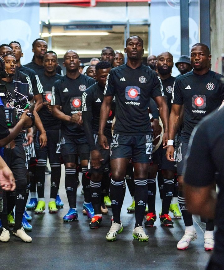 Every Pirates game is exciting these days...😭😅🤣 everyone wants to play us...and not because they don't fear us...but because of they fans we're pulling🤣😭🔥🔥 Pirates are entertainers 🔥😭
#OrlandoPirates
#OnceAlways