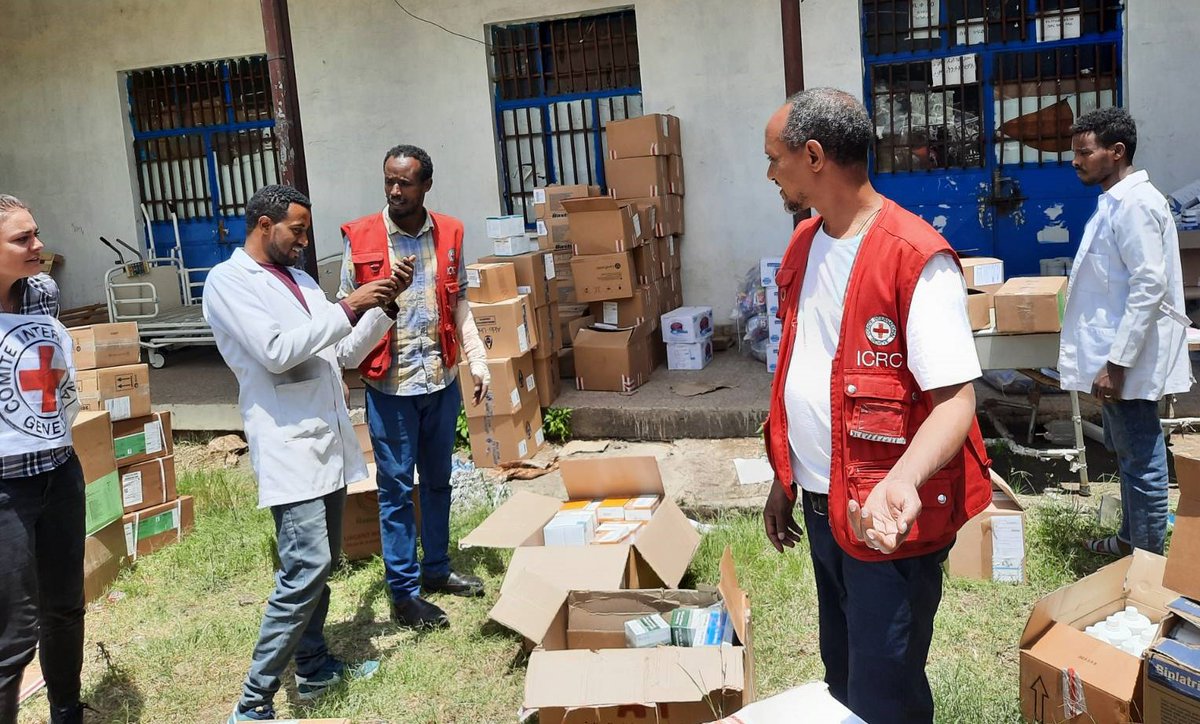One-stop centers provide free medical, psychological, and legal support to survivors of sexual violence. @ICRC donated medicines and consumables to One-Stop Centers in Woldiya, Debrebirhan, Dessie, Lalibela, and Bahir Dar Hospitals #Amhara region.