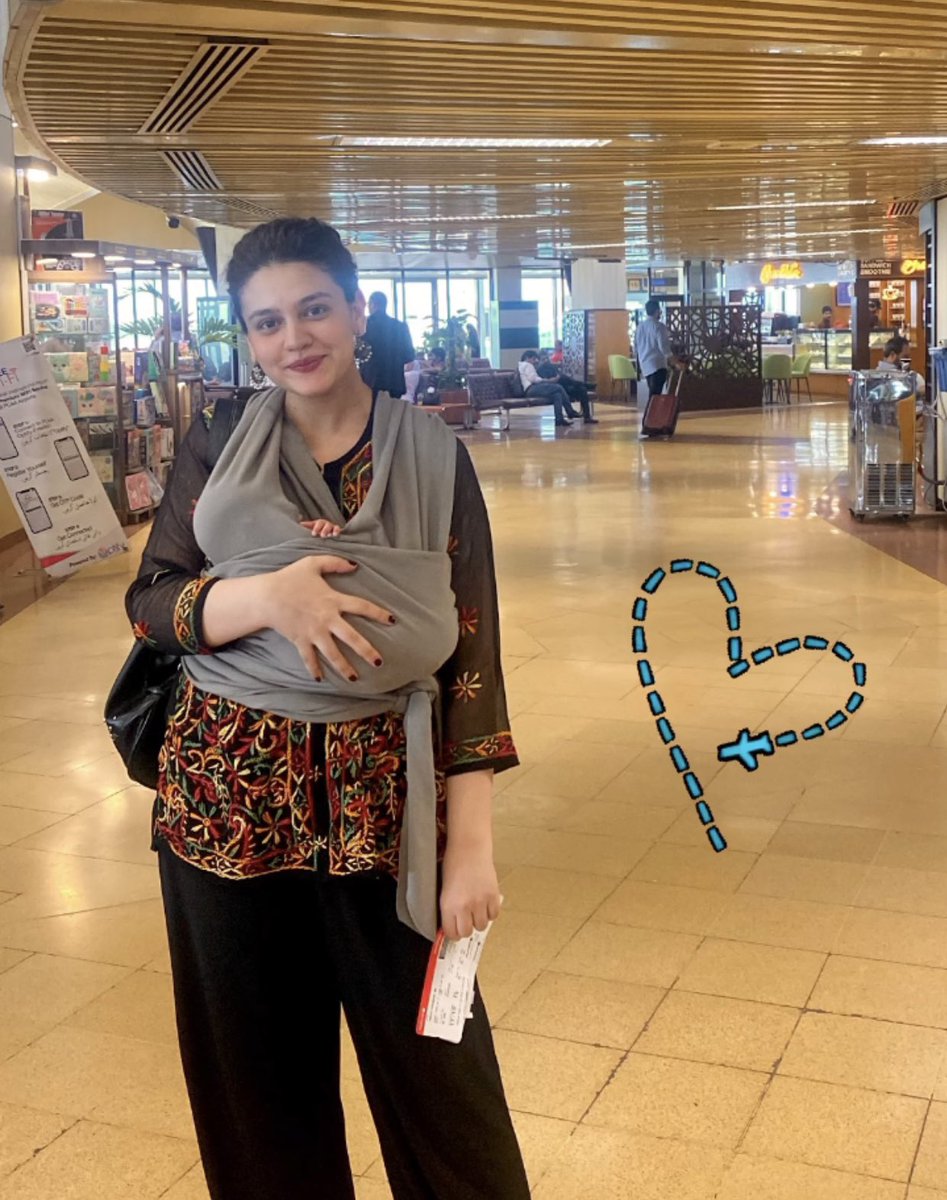 Zara Noor Abbas travelling with her new travel buddy! 👶

#zaranoorabbas #mommy #pakistanicelebrities