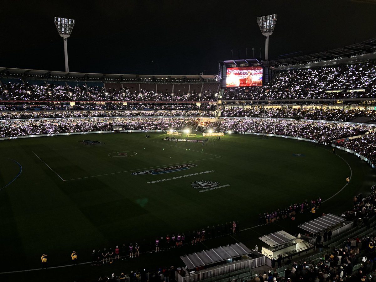 Jon Ralph tweet media