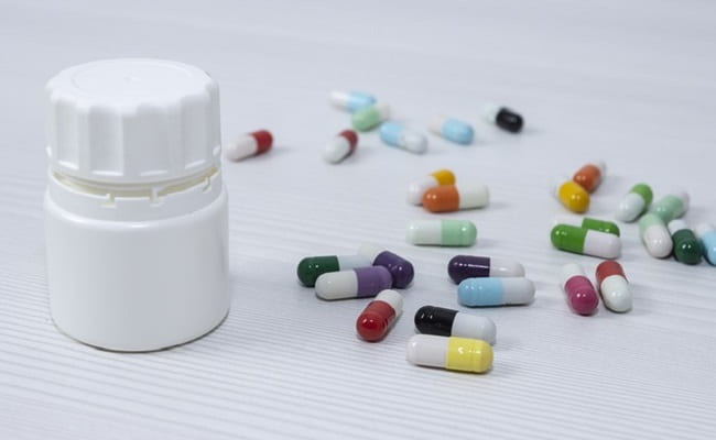 🔬 New study from Universities of Bristol, Bath, King's College London & Utrecht Medical Center finds high use of repeat antibiotic prescriptions for RTIs in England with little benefit. Urges reduction to improve #AntimicrobialStewardship. [capcnews.blogs.bristol.ac.uk/2024/04/08/cal…] #PublicHealth