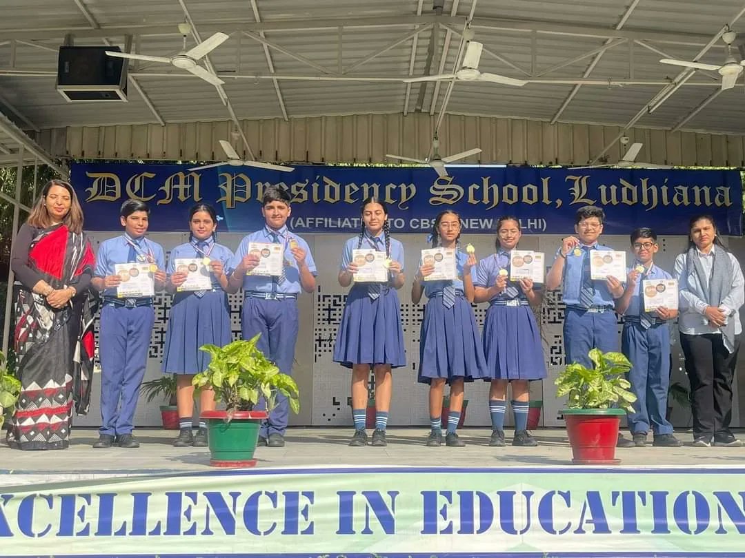 Congratulations to the winners of 'Gold Medal of Excellence' and 'Medal of Distinction' for SOF International Social Science Olympiad #SOF #ISSO #GOLDMedal #GoldMedalWinner #BestSchoolInLudhiana #DCMP