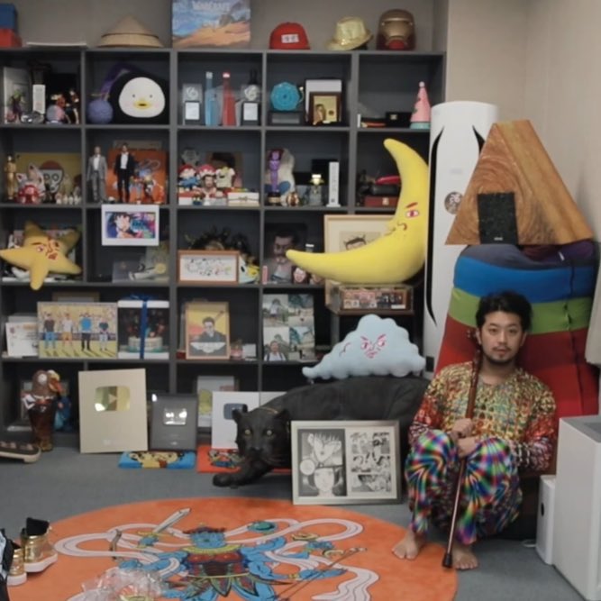 우즈오빠 
또 오기만을 기다려야지
이렇게,
하염없이,