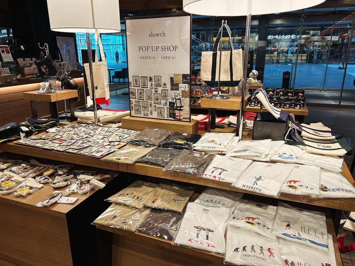 nara_tbooks's tweet image. 【フェア】

『slowth POP UP SHOP』
4/23-5/9

見れば見るほど、そのクセの強さが堪らなく癖になる刺繍が今年も帰って来ました！
奈良 蔦屋書店4周年記念デザインのトートバック＆サコッシュも製作して頂きました🦌

#奈良蔦屋書店 
#slowth