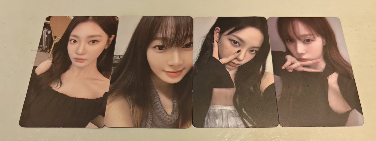 My pretty babies! 🥹❣️
In fairness @aespaverseph qq music feels yung print quality pati ng freebie pcs 🤣

#aespaversexmiseenscenePH
#aespa_WORLDTOUR_In_Cinemas