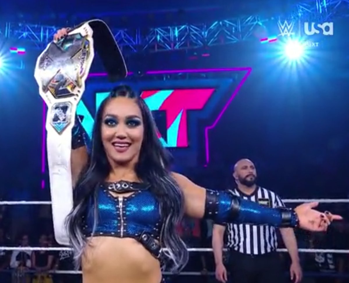 opening match introductions II #wwe #wwewomenschampion #wwenxt #womenswrestler #femalewrestler #nxtwomenschampion #roxanneperez #rokc #rohwomenschampion #rohwomensdivision #team2001 #nxtwomenstagteamchampions #andstill #nxtspringbreakin