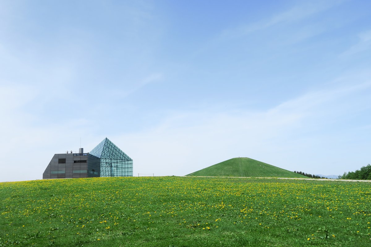 モエレ沼公園の指定管理者である札幌市公園緑化協会ではモエレ沼公園ガラスのピラミッドで勤務する契約職員を募集いたします。
募集要項はこちら→bit.ly/3W8S1o9