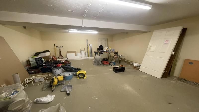 Self contained basement unit from @derwenthillside - 450 Sq Ft which could suit personal trainer, photographer etc. Located in #Hindhead town centre with WC and nearby parking. #commercialunit buff.ly/3UaIoT7