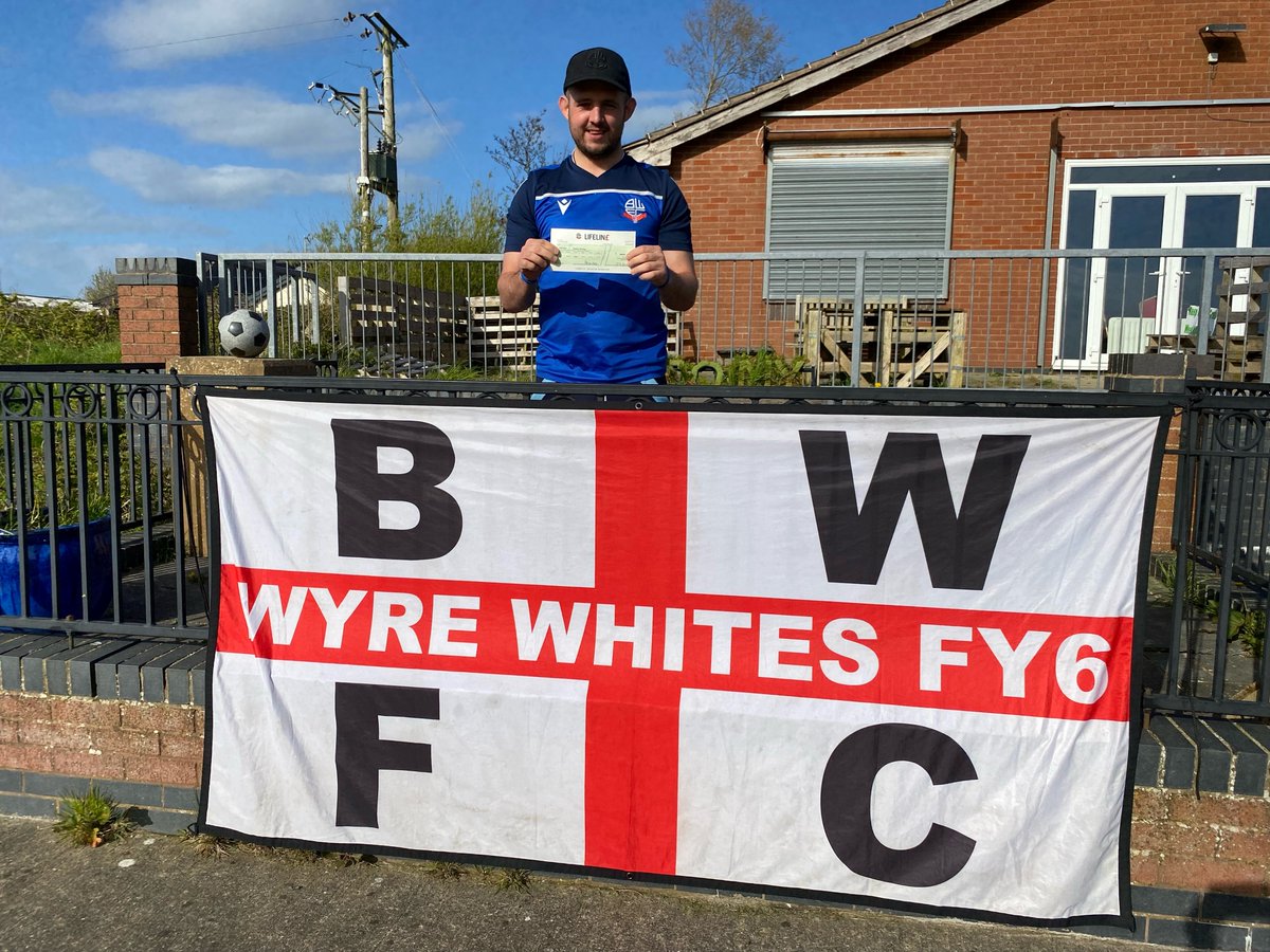 Here is our most recent winner of the Lifeline's £2000 top prize Matthew Bowling with his cheque!
Matthew is part of the Lancaster Whites Supporters Group and joined Lifeline through them and here he is proudly displaying his WYRE WHITES FY6 flag on a lovely sunny day! #bwfc