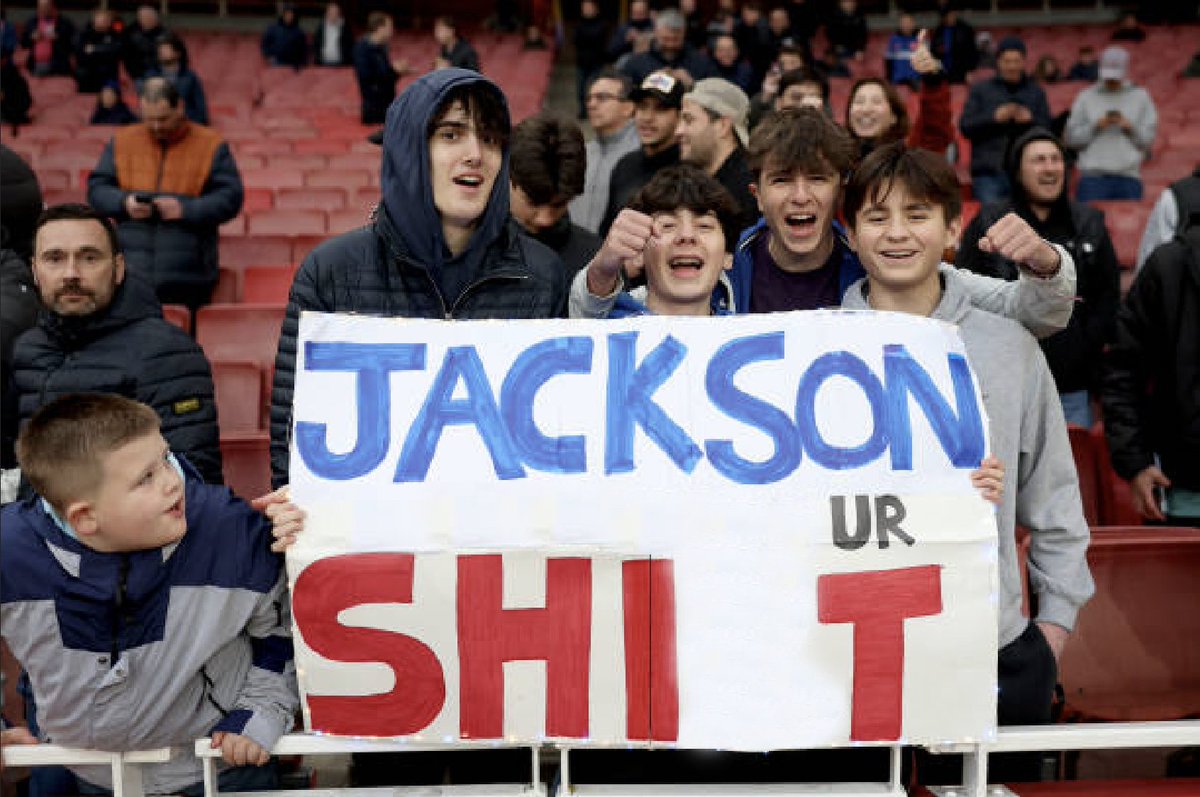 Fair play to these young Chelsea fans sticking around until the end to clap off the team.