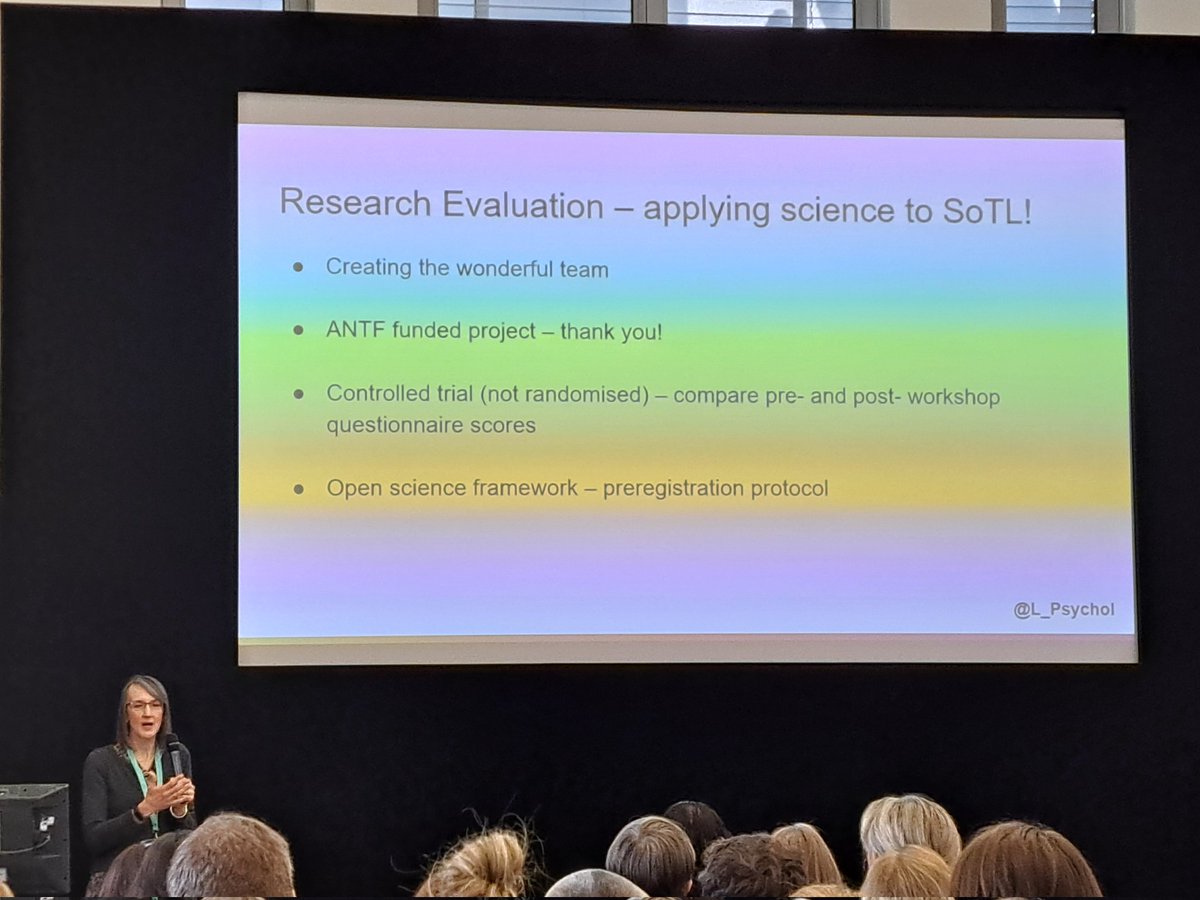 @L_Psychol explaining the evaluation of student consumer identities with @DrKatyBurgess and @JulieH_Psyc #ANTF2024 Keynote 2. @rremediosva from @PsychologyNTU thanked as critical friend for his expertise on using control groups to enhance the quality of #SoTL evaluations.