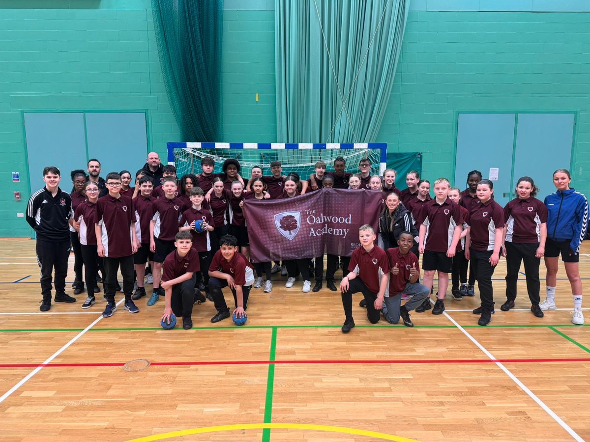 TOA_Notts's tweet photo. @RHTrustSport @RedhillTrust @TuptonHalls @HallParkAcademy @ParkVale_Acad @Carlton_Academy Team Oakwood are here are ready for the competition 🏐 https://t.co/8Guo5sjBiH