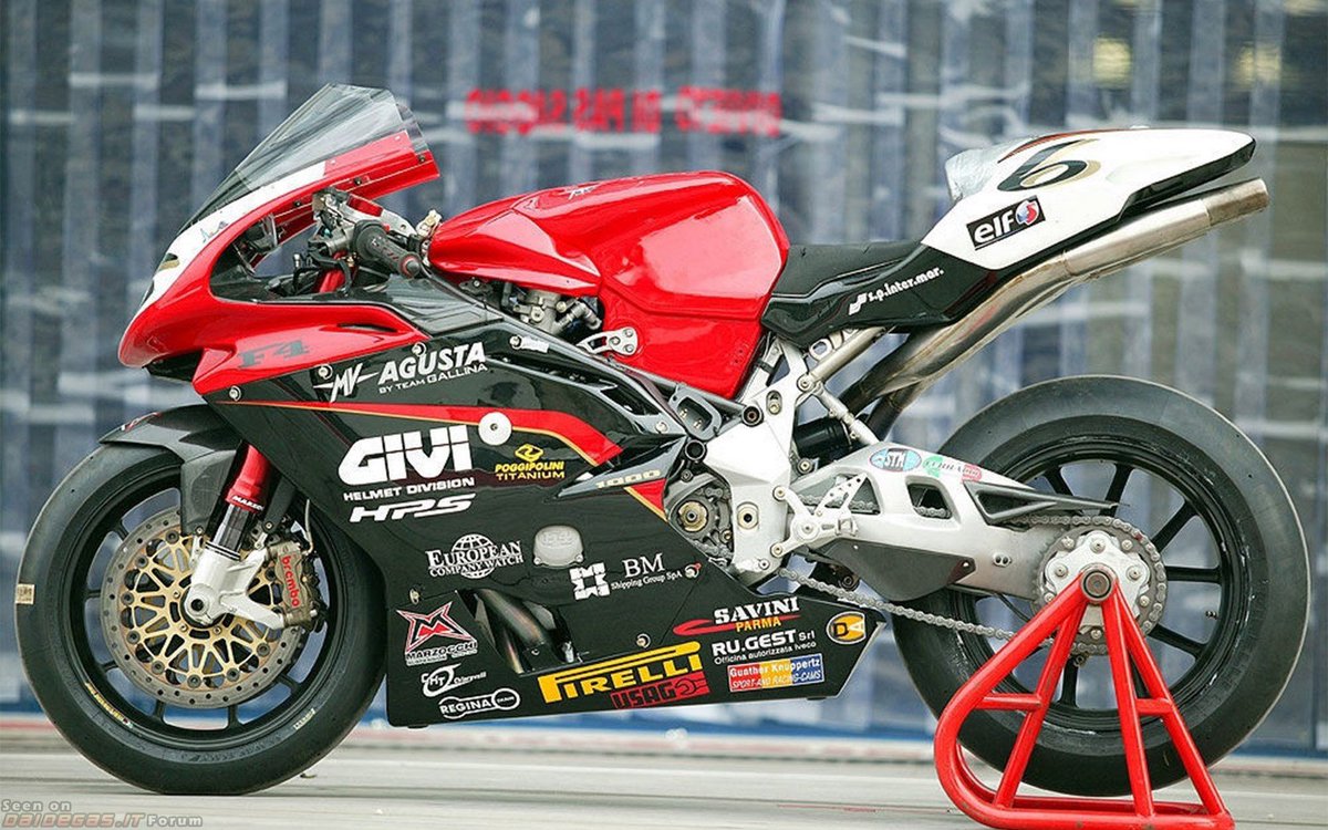 MV Agusta F4