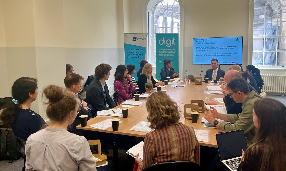 Fantastic expert roundtable this morning co-hosted by @digitcentre, with opening remarks from @justinmadders, showcasing new research from Simon Deakin, Prof. of Law at Cambridge, looking at how labour laws across 117 countries in past 50 years have impacted economic performance.