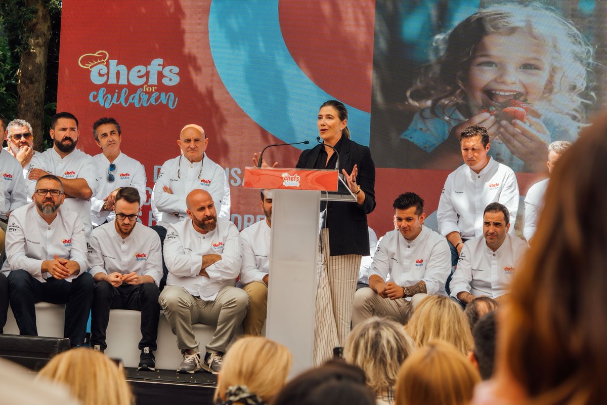 lcbmadrid's tweet photo. Este lunes se celebró la sexta edición de #ChefsForChildren, que reunió a grandes maestros de la cocina española, a beneneficio de los niños con autismo, a través de @Autismo_Espana 👨🏻🍳👧🏻 https://t.co/APhO0uWicV