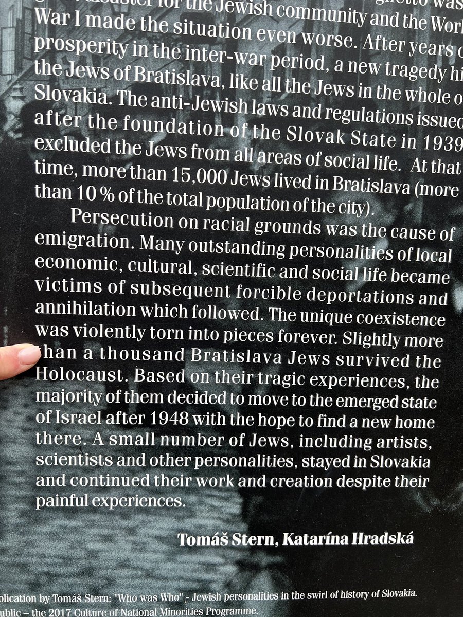 As antisemitic attacks increase in the US, Jewish history is never far from my mind. This week, I visited Bratislava, #Slovakia, a lovely country w/ a dark past. Joining forces w Germany in ‘40, they rounded up their own citizens, later sending them to concentration camps.