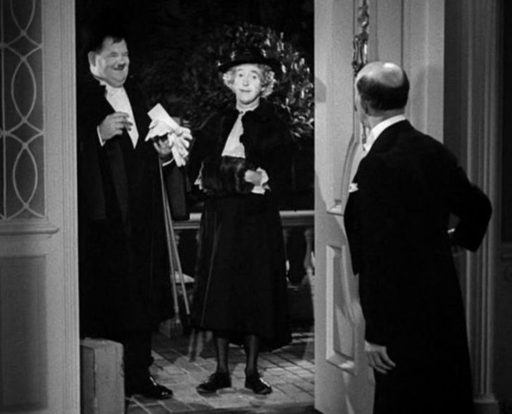 Do you require domestic help for your imminent dinner party?  #StanAndOllie are the best you can get at such short notice. 

#LaurelAndHardy
#StanAndOllie
#OliverHardy
#StanLaurel
#JamesFinlayson
#AChumpAtOxford

@ArthurStanleyJ 
@ONorvellHardy 
@JamesHFinlayson