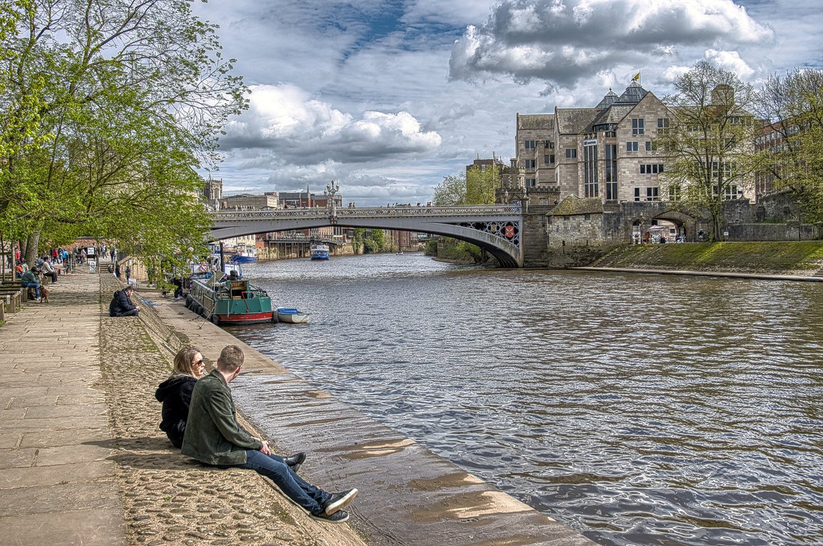York and The River Ouse #ThePhotoHour #dailyphoto #PintoFotografia #photography #fotorshot #Viaastockaday #art #photooftheday #photographer  #portraitphotography #landscapes  #River #York