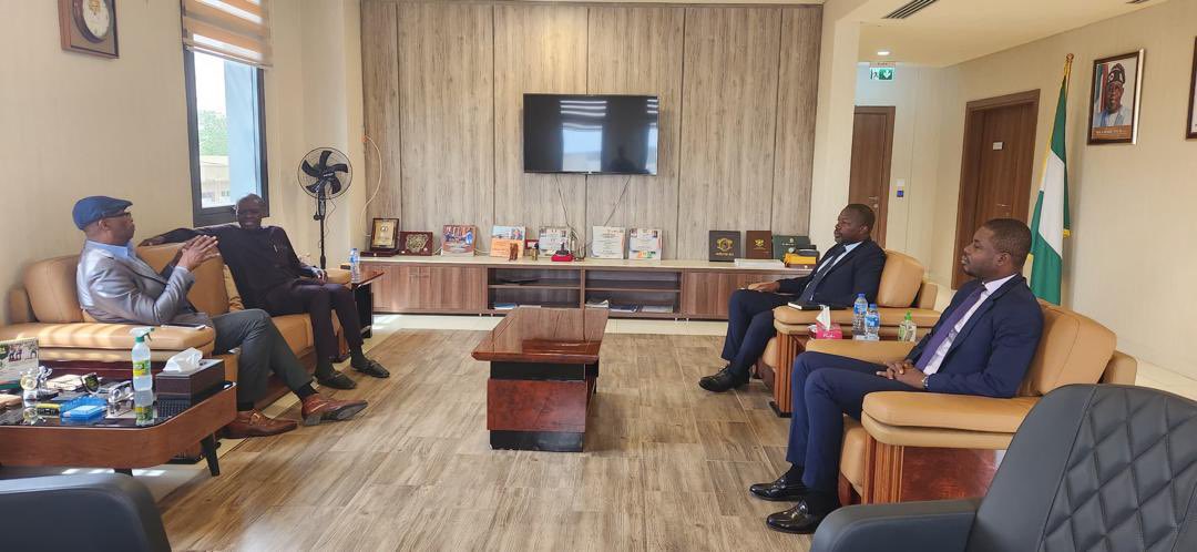 CoteAbuja's tweet photo. Monsieur l’Ambassadeur TRAORÉ Kalilou a reçu ce 22 avril 2024, à la Chancellerie à Abuja, Son Excellence Monsieur MAES Enio, Ambassadeur de Côte d’Ivoire en Éthiopie, Représentant Permanent de la Côte d’Ivoire auprès de l’Union Africaine. https://t.co/XSveFOCnp0 https://t.co/LNy1m1CMPc