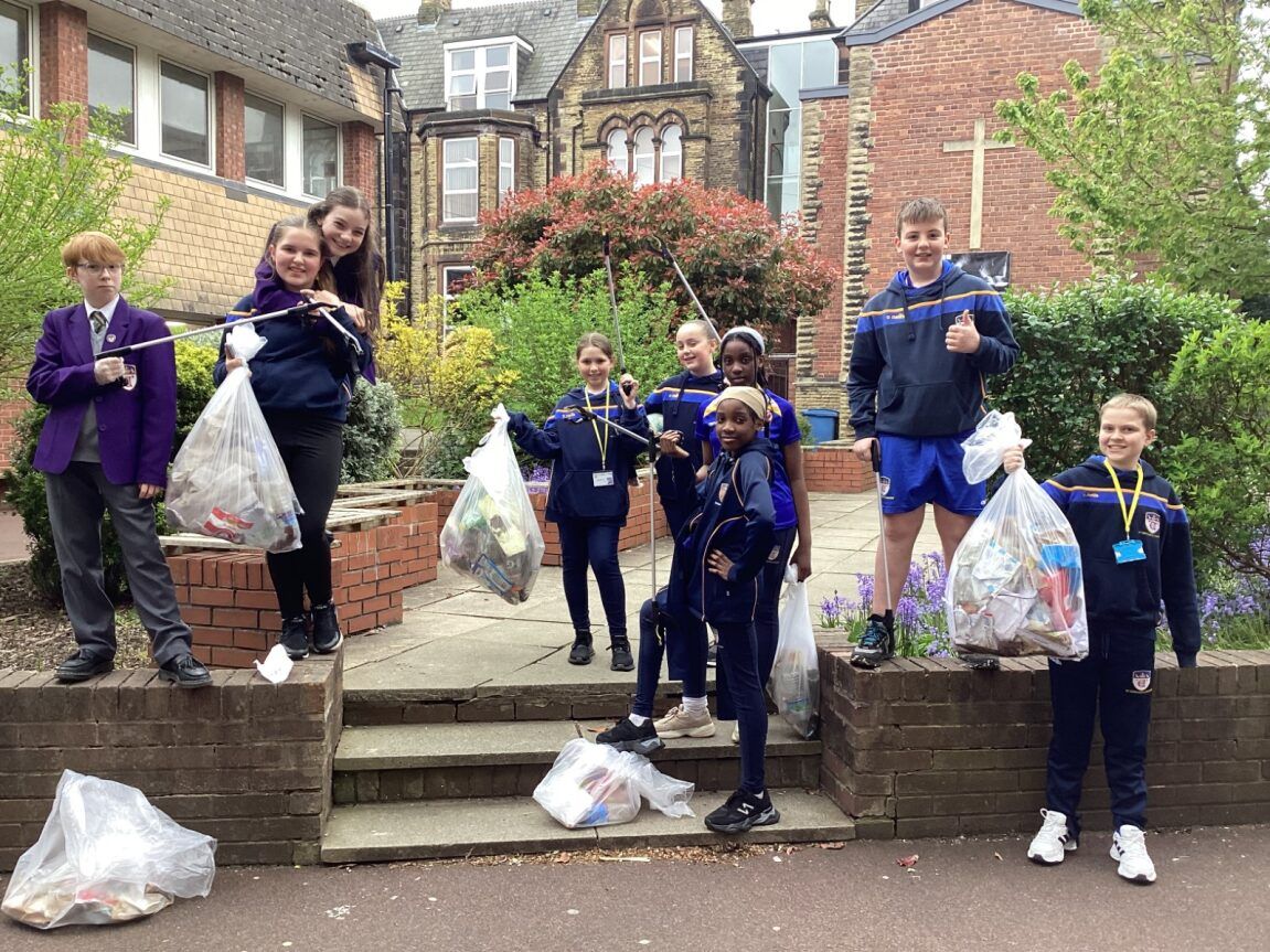 🚮 This week Year 7 & 8 pupils working towards their Faith in Action award spent their free time collecting litter from our grounds - what a great effort. Next week they will collect litter in the local community!