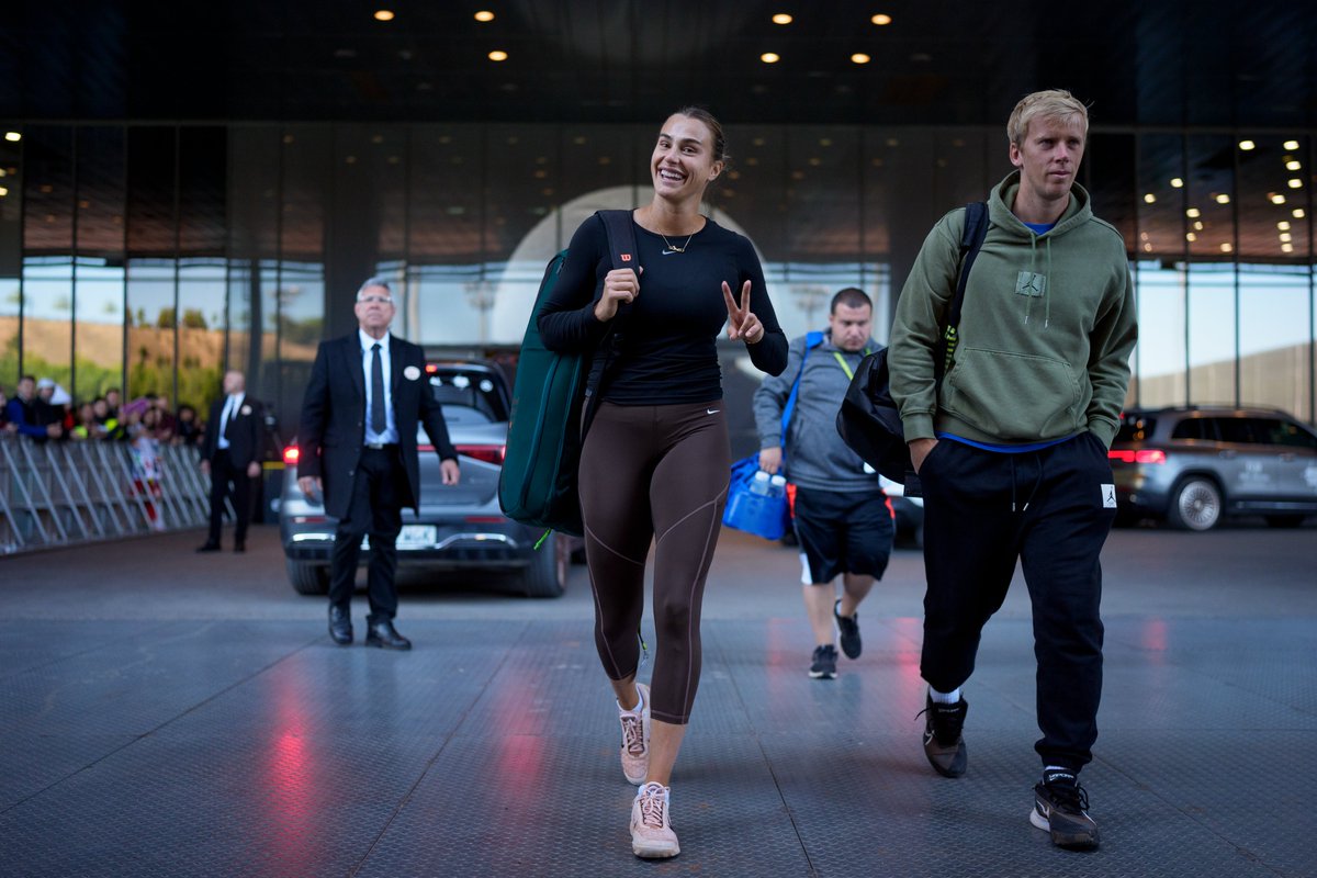 😃✌️🏻 @SabalenkaA | #MMOPEN