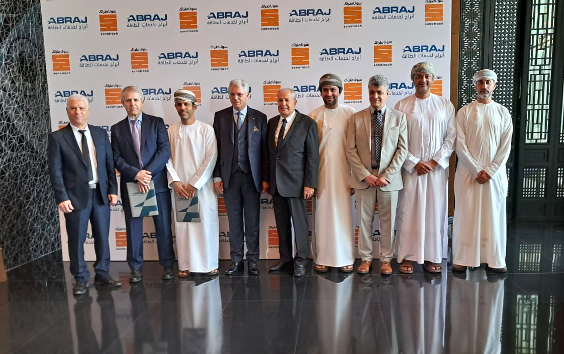 AL24Francais's tweet photo. #Sonatrach : signature d'un protocole d'entente avec la société omanaise ABRAJ Energy Services
https://t.co/Oq450EbTIn
#Hydrocarbures #compagnies #accord #signature https://t.co/AJFHLF0PLo