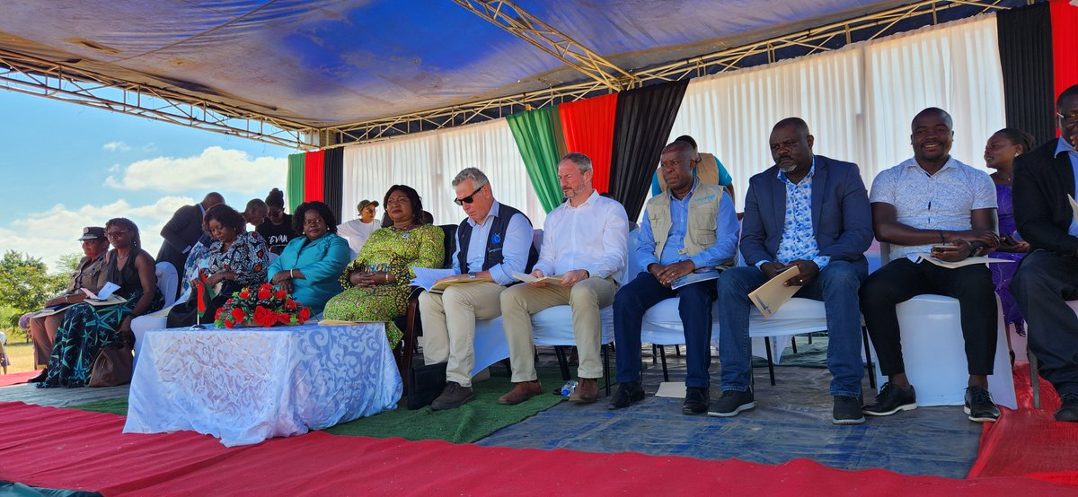 #HappeningNow! We are in Zomba where @MalawiGovt is launching the #SocialProtection for Gender Empowerment and Resilience #SPGEAR #AmaiTitukuke programme that will fight extreme poverty and empower women and girls in 9 districts, with #EU and #Ireland support. #MalawiSPGEAR