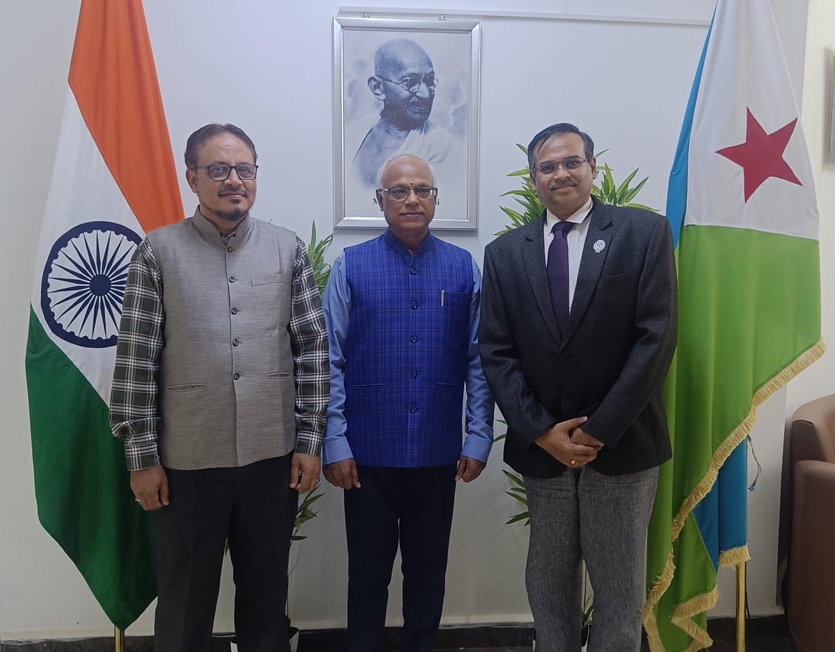 'From sharing ideas to shaping the future, Biotechnology is empowering regions and enriching the lives”. On the sidelines of @ICGEB-#CERD meeting, Dr Pavan Jutur , Group Leader, Omics of Algae Group, @ICGEBNewDelhi met India’s Ambassador to Djibouti Shri R. Chandramouli at…