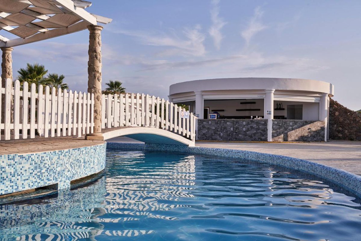 odisseoisback's tweet photo. ✈️Kairaba Sandy Villas – Agios Georgios #Corfu 🇬🇷
just a few meters from #Issos Beach #HOTEL
👉https://t.co/xjhugWcsUc
-
#corfou #kerkyra #grèce #Greek #greece #travel #voyage #Trip #mediterranean #mediterranee #Stays #accommodation #hotel #villas #studios #apartment #island https://t.co/1nU8Oegzdt
