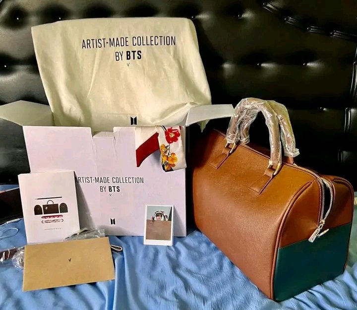 wts lfb ph only 

BTS V’s Boston Bag for 16.5k
rfs: nasa hospital po yung furbaby ng owner, need i-surgery : ((

🏷️ bts v taehyung jungkook rm jin jimin suga jhope artist-made collection pc album bag original