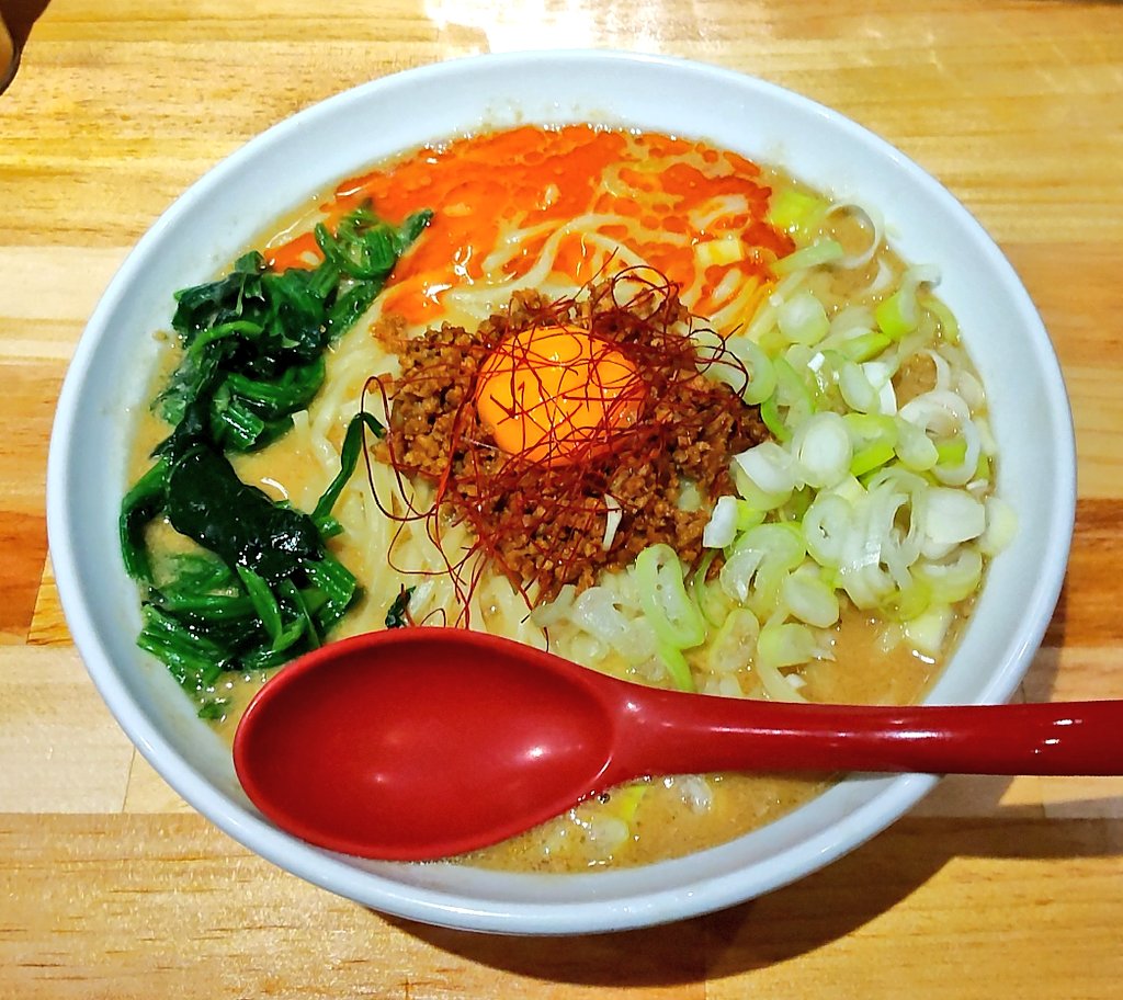 three____sheep's tweet photo. 今日は東京都江戸川区の「麺屋五十六 瑞江駅前店」さんに来ました😀🍜頼んだのは胡麻味噌担々麺(大)🍜スープは胡麻と味噌ともに濃厚トロトロスープ、麺はかためのゆるふわ中太平麺🍜今日も満足ごちそうさま🥰🍜✨

#東京都江戸川区
#麺屋五十六瑞江駅前店
#ラーメン
#ディナー https://t.co/PPSmzJqdwi