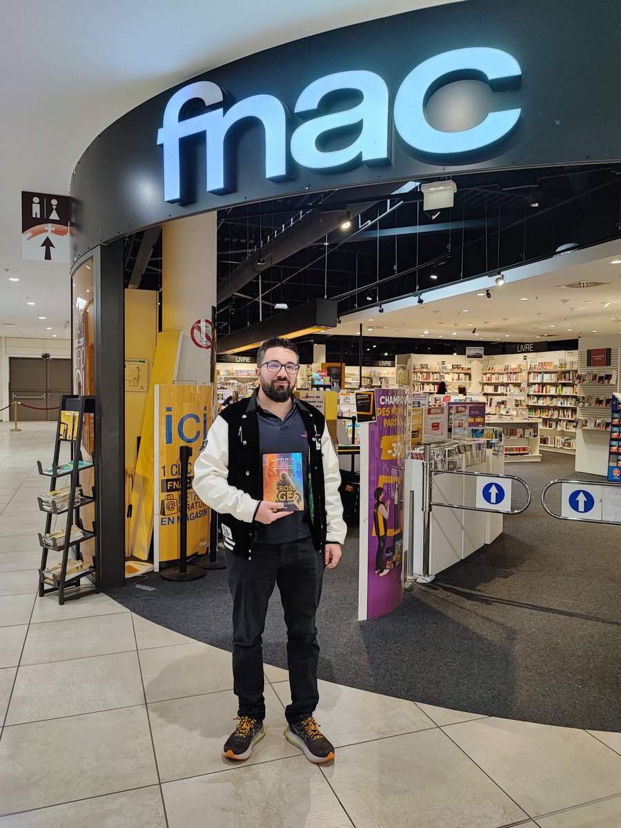 Marc BEAUGRAND | LoLoMi (@cta_lolomi) on Twitter photo Le premier tome de <a href="/CrossTheAges/">Cross The Ages</a> disponible à la <a href="/Fnac/">Fnac</a> de #Thonon !
Faites attention ils n'en ont plus beaucoup 😱
Déjà en rupture chez <a href="/soukogames74/">SoukoGames</a>
Alors n'hésitez pas à en prendre un si vous passez dans le coin 🔥
#cta #dollen #damasio #crosstheages #roman #fnac Le premier tome de <a href="/CrossTheAges/">Cross The Ages</a> disponible à la <a href="/Fnac/">Fnac</a> de #Thonon !
Faites attention ils n'en ont plus beaucoup 😱
Déjà en rupture chez <a href="/soukogames74/">SoukoGames</a>
Alors n'hésitez pas à en prendre un si vous passez dans le coin 🔥
#cta #dollen #damasio #crosstheages #roman #fnac