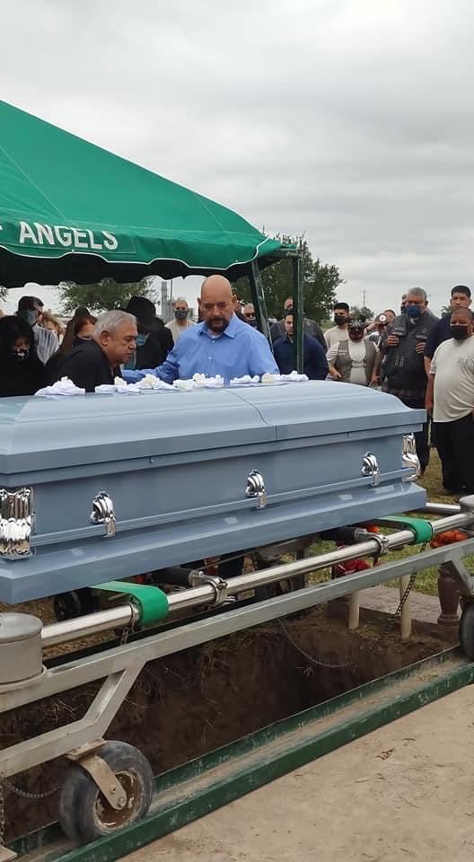 rgvrunner01's tweet photo. 3 years have gone by and nothing has changed! Biden , Fauci or our government haven’t done anything to honor my son or our vaccine injured! What do I need to do to get these people’s attention?! https://t.co/PlJYw9LwgU