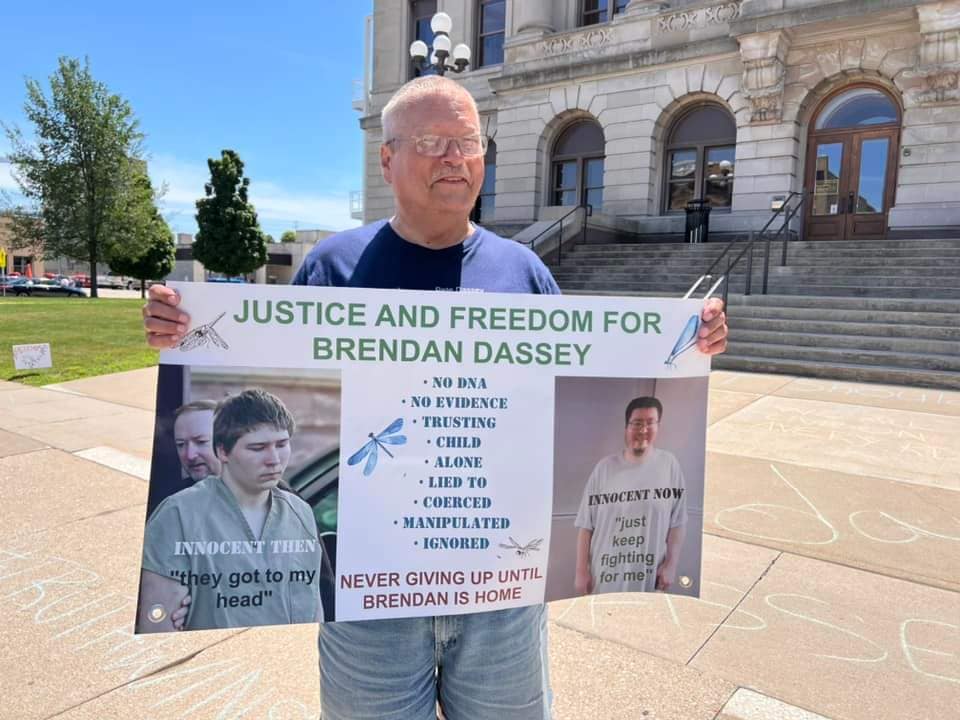 #BrendanDassey has always been innocent since the day he was born. @GovEvers u have an innocent man sitting in ur prison since the age of 16. Your inaction and silence speaks volumes on how you really feel about children and the justice system. #FreeBrendanDassey