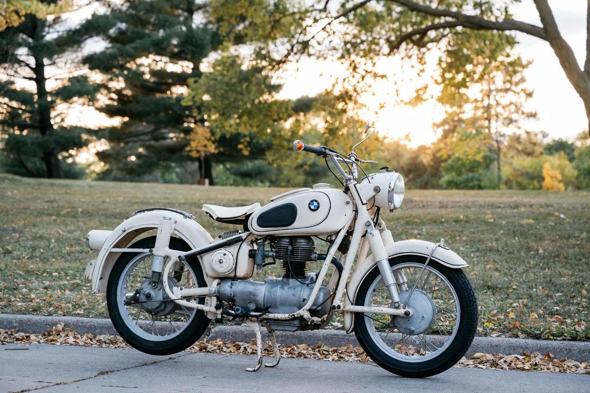 1965 BMW R27 source: tinyurl.com/4zsnn6t4 #ClassicMotorcycles