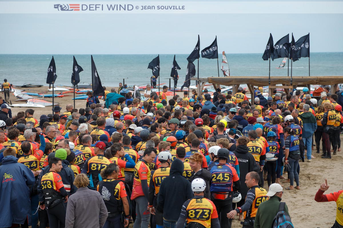 WJTweets's tweet photo. 🇫🇷 Naviguer en toute sécurité sur le @defiwind
Plus d’infos sur https://t.co/CzckfM7zYj ➡️ https://t.co/hPH6Xuwina
- - -
🇬🇧 Sailing in complete safety at the @defiwind
More on https://t.co/CzckfM7zYj ➡️ https://t.co/Csuo3z0z8k
#DefiWind #Gruissan #Windsurfjournal https://t.co/rf4fsTKihD