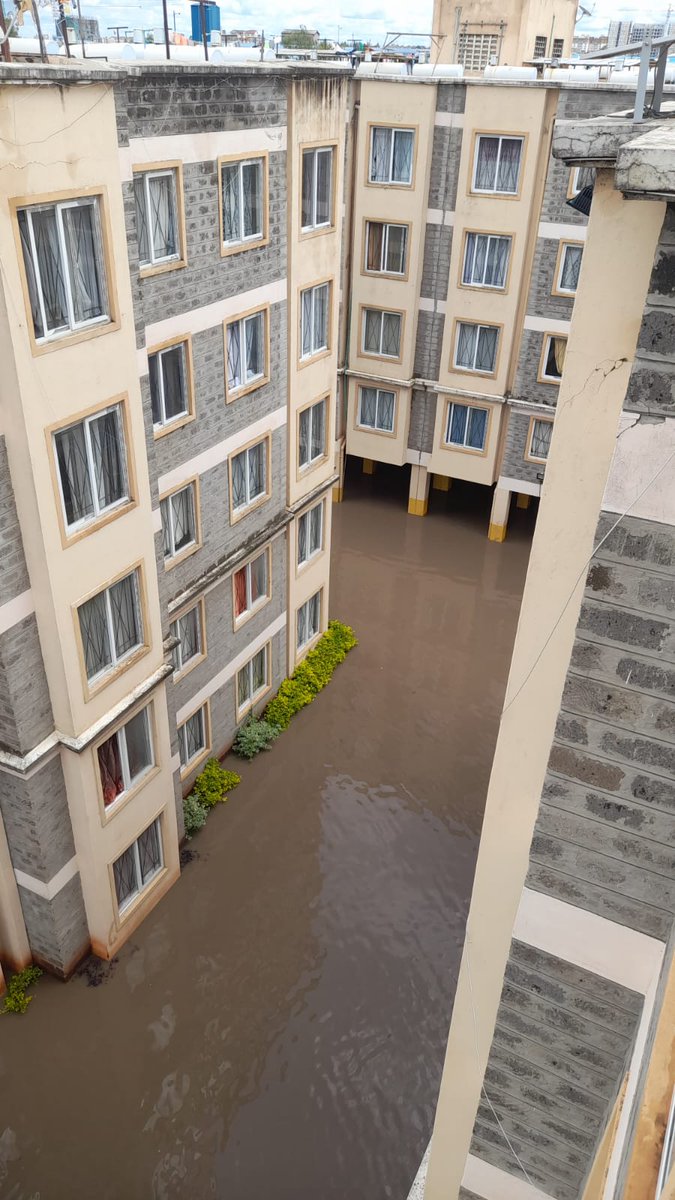 Flooding at The360 Apartments in Syokimau.

#Thika #earthquake #Cera #Kairo #Syokimau #MoiAvenue #Ruiru
