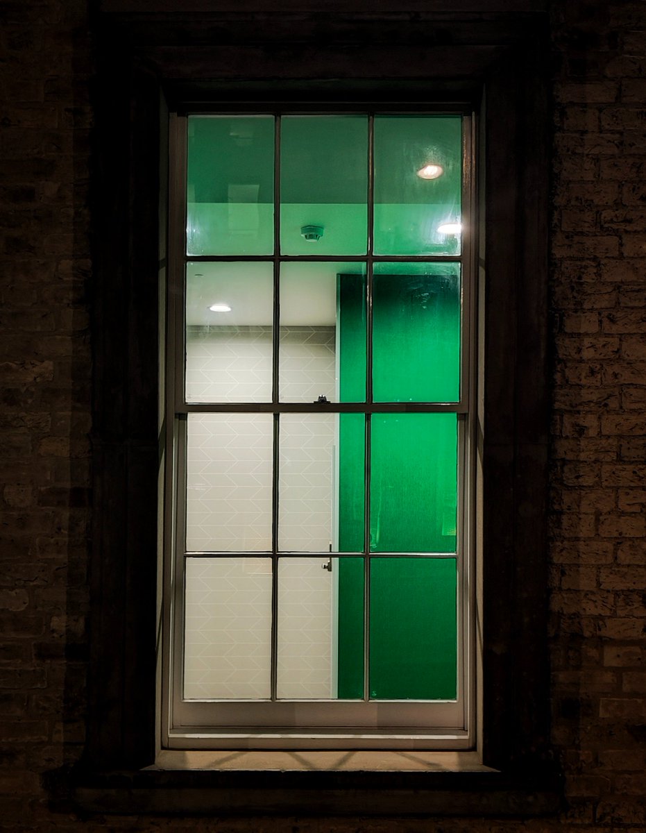 Cambridge Station #2
#WindowsOnWednesday