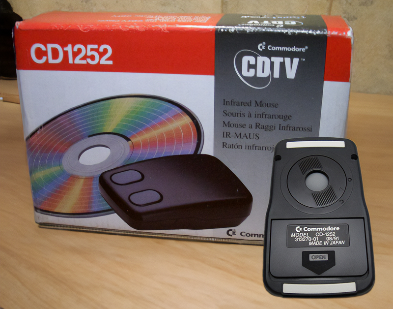 Did you know Commodore made an Infrared Mouse? 1991 they released the CDTV's CD1252 mouse. Did you own one?
#Commodore #Amiga