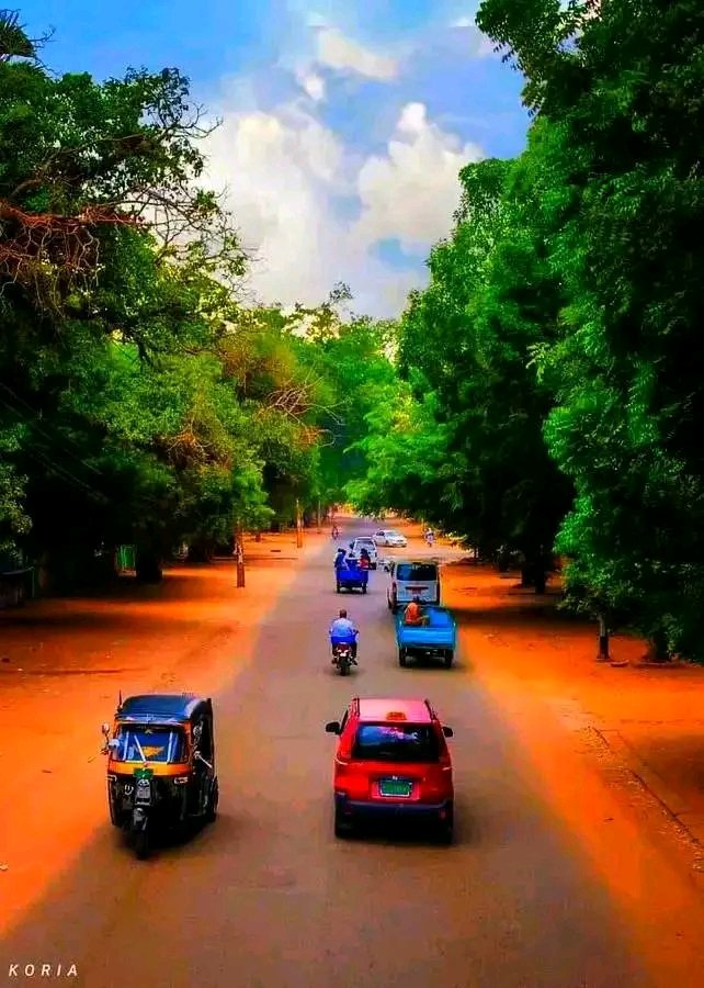 *يقول أهل الفضل* :
 من أجمل ماتهديه لأحبتك أن تدعو لهم وتقول: اللهم ألبسهم لباس التقوى، و اكفهم ماأهمهم ،وأسعدهم بطاعتك، وارزقهم من واسع كرمك ،واحفظهم من كل شر ...
    *صبحكم الله بالصحة والعافية*