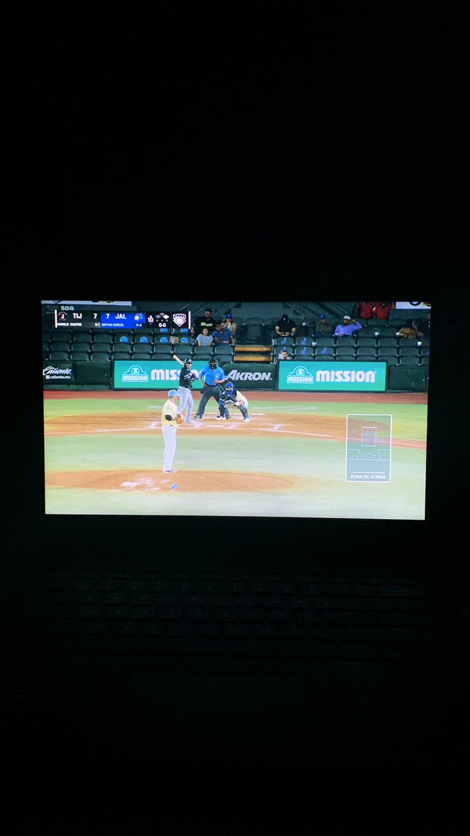 coverageLMB's tweet image. I’m watching LIVE béisbol at 10:48 PST.

I love you guys @TorosDeTijuana @charrosbeisbol 🫡