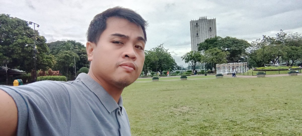 Gusto kong magpa Bottom.  Tara around metro Manila. I'm Tausug From Sulu.