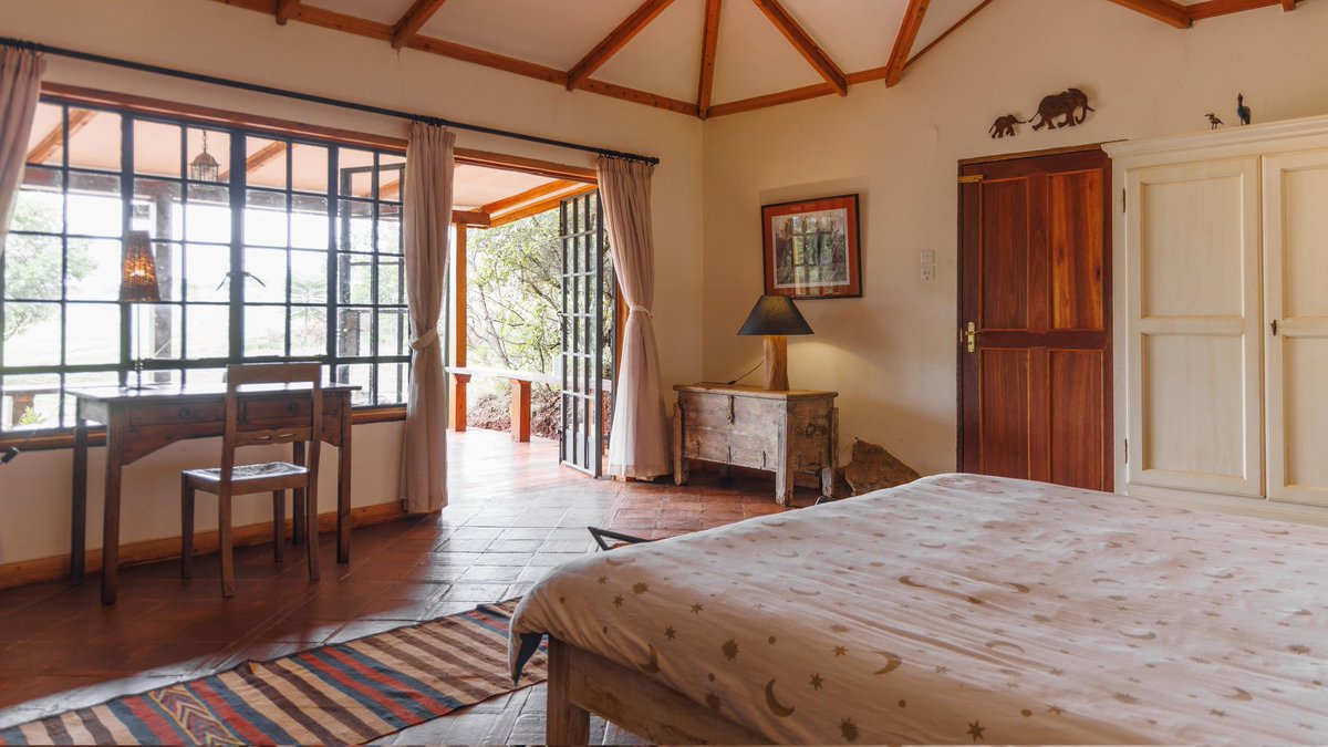 PerfectSafariz's tweet photo. The Chui Cottage experience! 
Nestled in Timau with epic views of Mt Kenya, accommodates up to 8 guests on self catering with a private chef. 
☎️0791045862
✍️ perfectstrangerssafaris@gmail.com 
#infinityviews #OutdoorAdventures
#traveltips #Travel #roadTrip https://t.co/UqYYYt0E7h