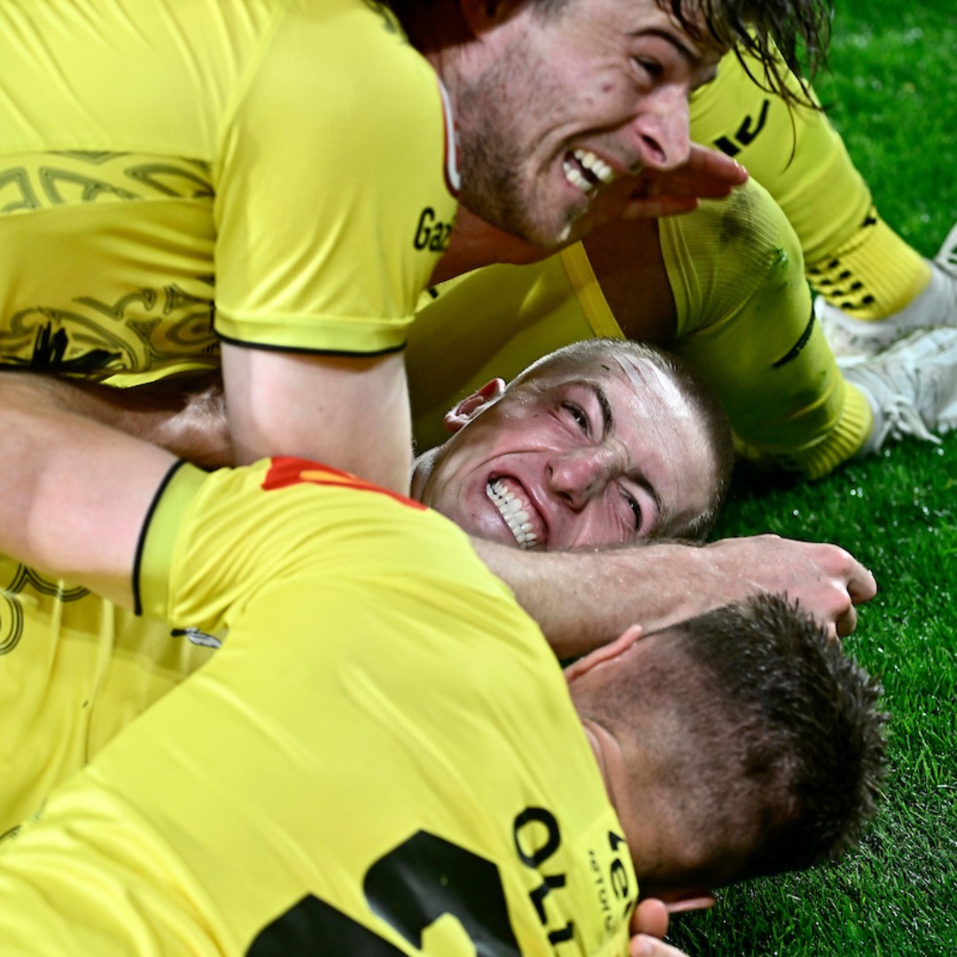 Who else is feeling this excited for Saturday?? 🤩 Only a couple of days to go until the @WgtnPhoenixFC v @mfcbulls 🔥 More info, tickets & car parking here 👉 bit.ly/3xPqyNT 📸 - @PhotosportNZ