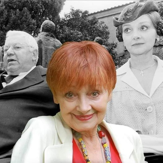 pierpi13's tweet photo. "Per tutti ero e sono la Pina di Fantozzi. Penso di averlo fatto bene. Al punto che un giorno, invitata a casa di Paolo Villaggio, dopo aver aperto la porta, la colf disse: 'signora, è arrivata la moglie di suo marito.' Paolo rise molto, ci volevamo bene. Anche per strada mi fermano e mi dicono: 'Ma lei è Milena Fantozzi!' Tornassi indietro, non cambierei nulla. Non ho rimpianti, visto come è andata. Sentirmi dire oggi che sono bella mi fa sorridere. L’età c’è, ma è bello festeggiare l’essere in vita."
La mitica Milena Vukotic oggi compie 89 anni