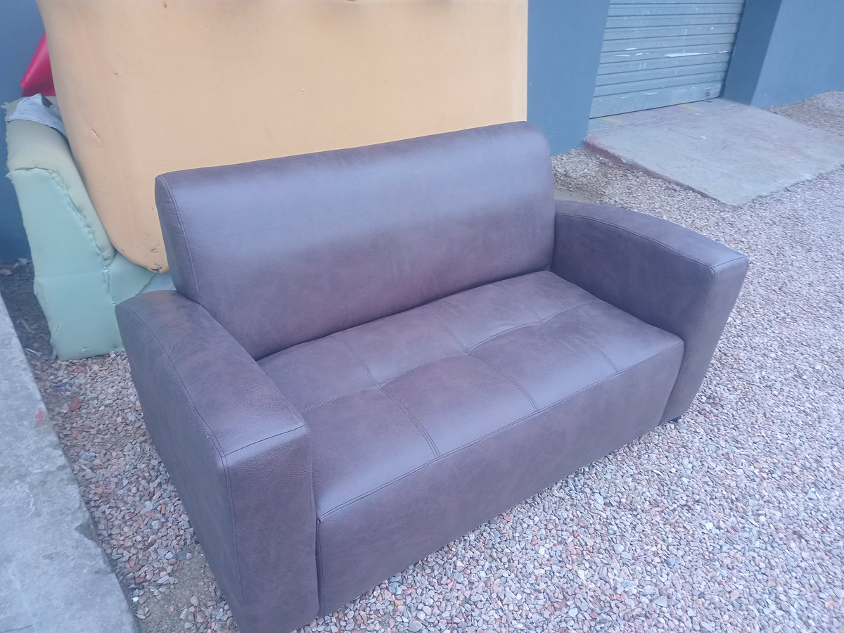 stevensshoko's tweet photo. 2 seater couch R1800 https://t.co/kZlRkBjVpS