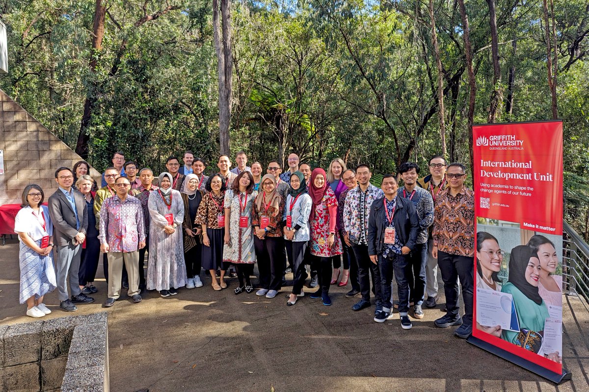 @Griffith_Uni welcomes the participants of the @AustraliaAwards Short Course Accelerating the Transition to Electric Vehicles for Sustainable Transport Solutions funded by the Australian Government. 25 participants from Indonesia will spend 2 weeks learning from local experts.